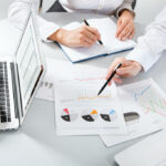 Close Up,Of,Business,People,Discussing,A,Financial,Plan